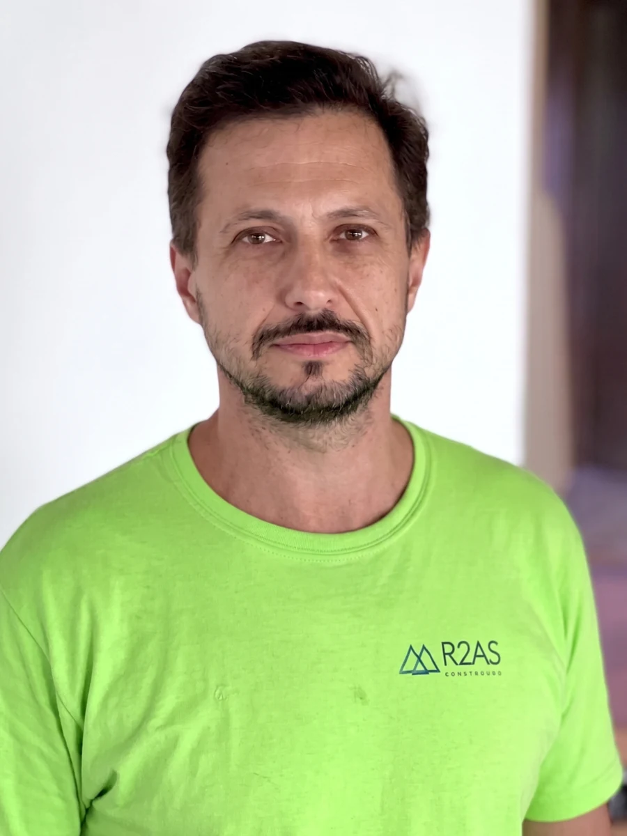 Zeca Leal, Engenheiro Civil